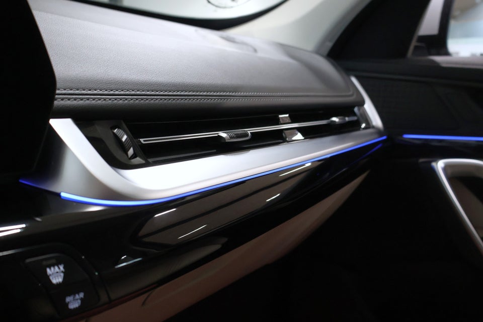 BMW iX1 xDrive30 X-Line 5d