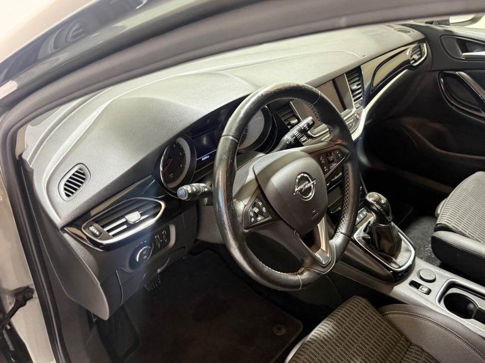 Opel Astra 1,5 D 105 Elegance Sports Tourer 5d