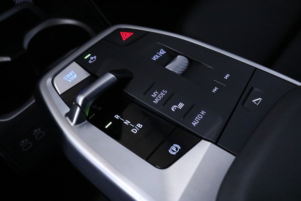 BMW iX2 eDrive20 M-Sport Premium 5d