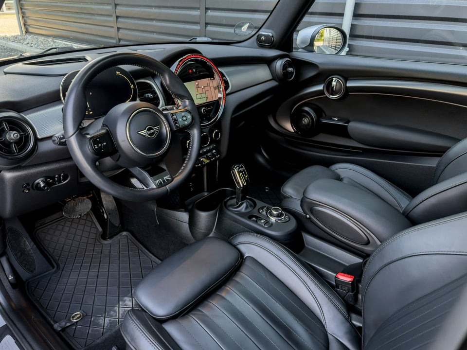 MINI Cooper SE Younique Trim 3d