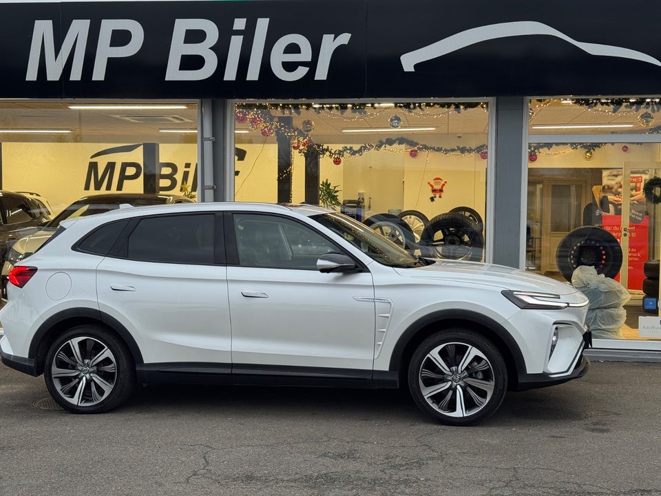 MG Marvel R Performance 5d