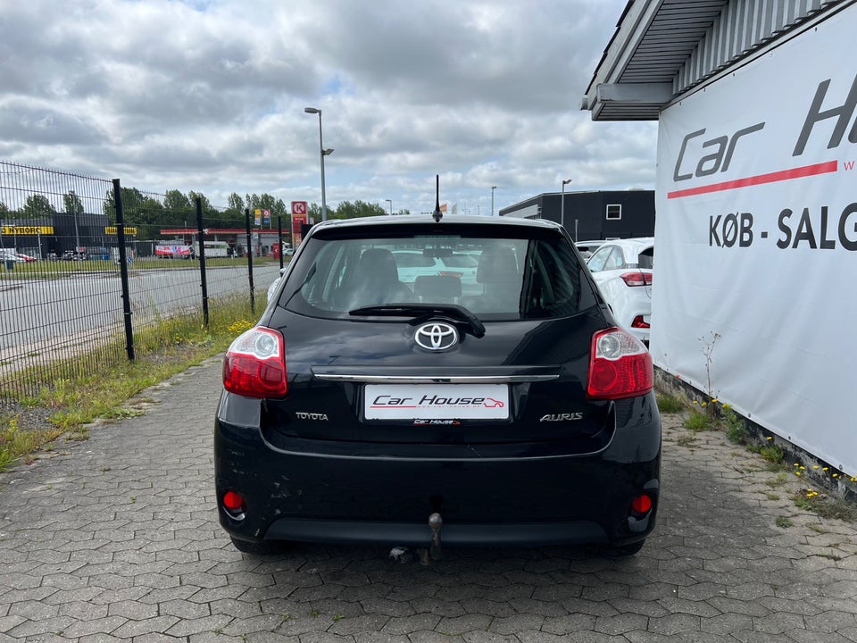 Toyota Auris 1,6 T2 5d