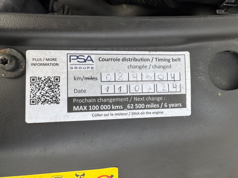 Peugeot 208 1,2 PureTech 82 Allure Sky 5d