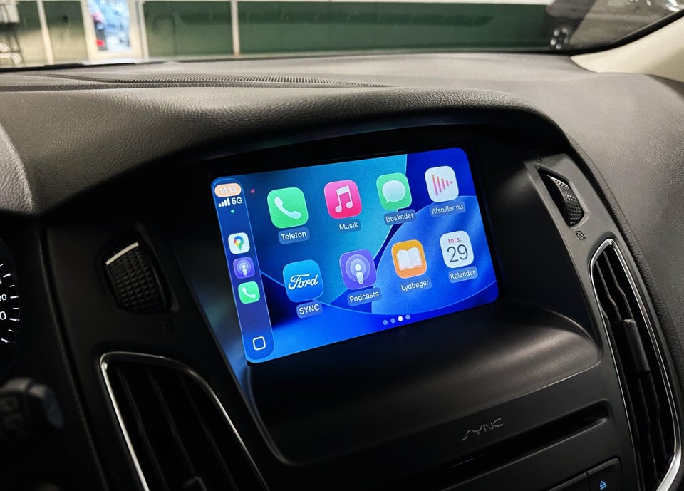 Ford Focus 1,5 SCTi 150 Titanium stc. 5d