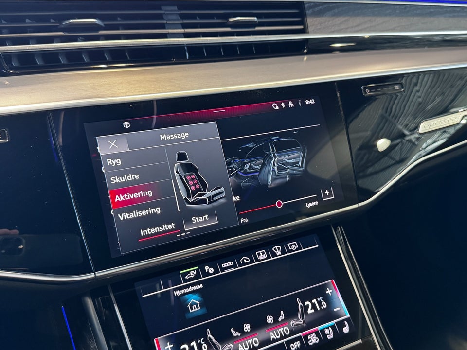 Audi A8 60 TFSi e quattro Tiptr. 4d