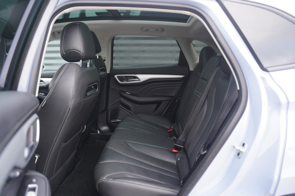 MG Marvel R Performance 5d