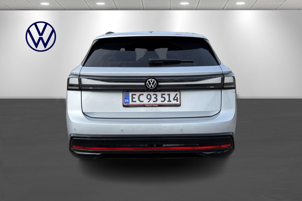 VW ID.7 Style Tourer 5d