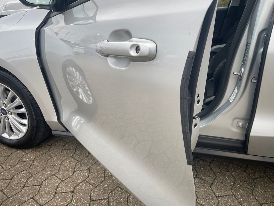 Ford Focus 1,0 EcoBoost Titanium aut. 5d