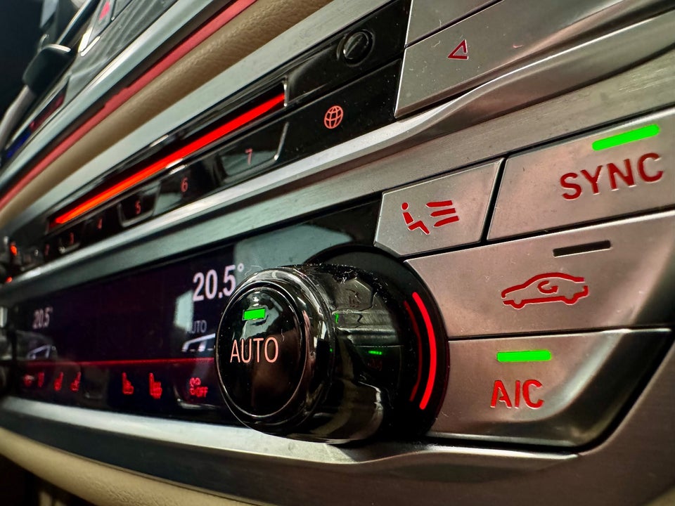 BMW 750i 4,4 xDrive aut. 4d