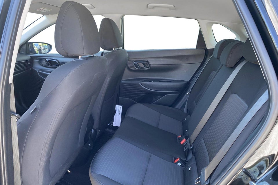 Hyundai i20 1,0 T-GDi Essential DCT 5d