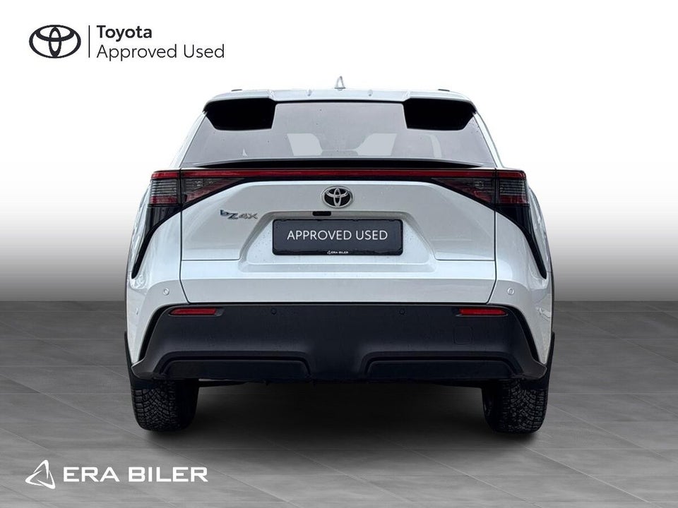 Toyota bZ4X Executive 5d