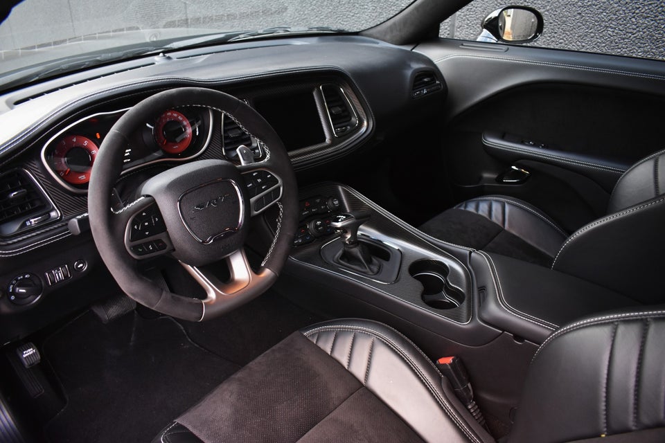 Dodge Challenger 6,2 SRT Hellcat Black Ghost Edition aut. 2d