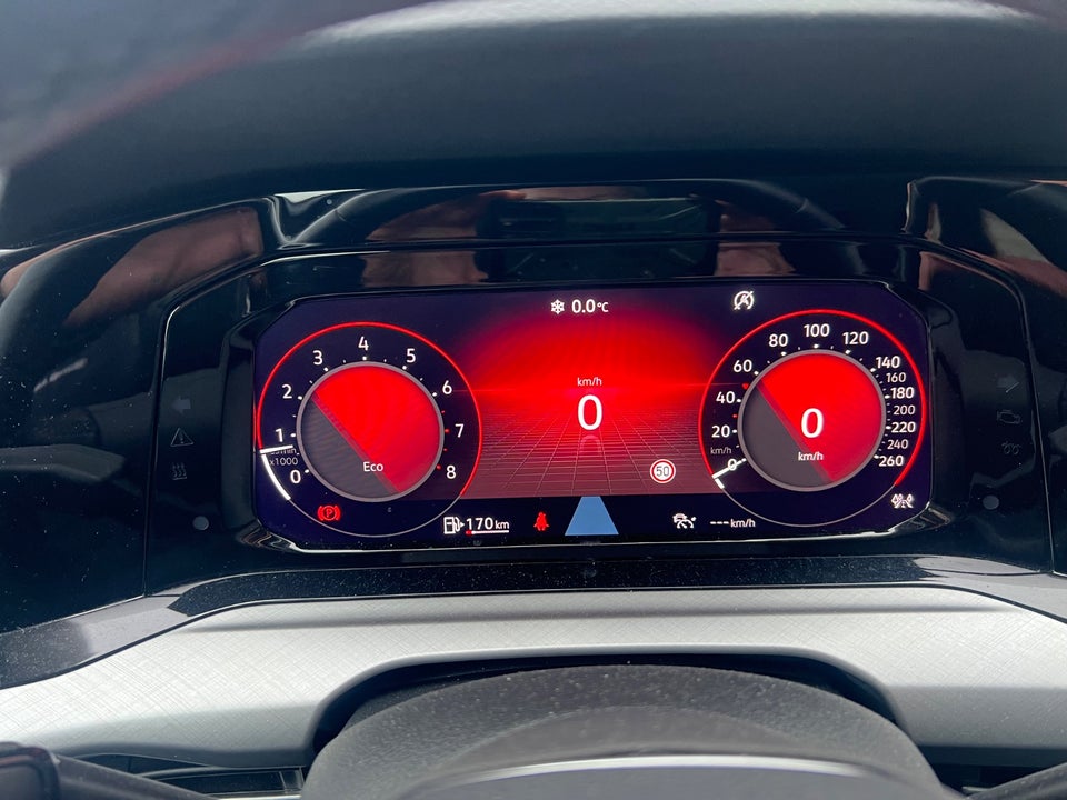 VW Golf VIII 1,5 TSi 130 Life 5d