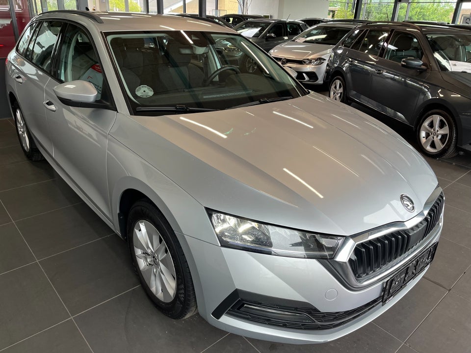 Skoda Octavia 1,0 eTSi 110 Ambition Combi DSG 5d
