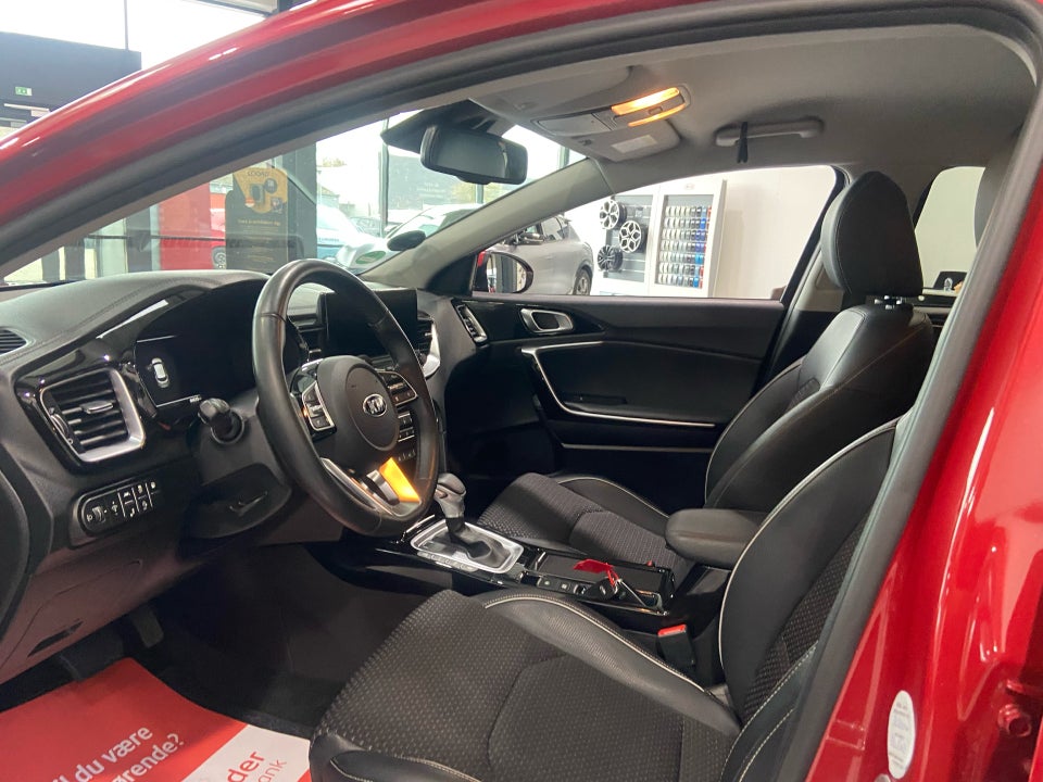 Kia XCeed 1,6 PHEV Upgrade Intro DCT 5d