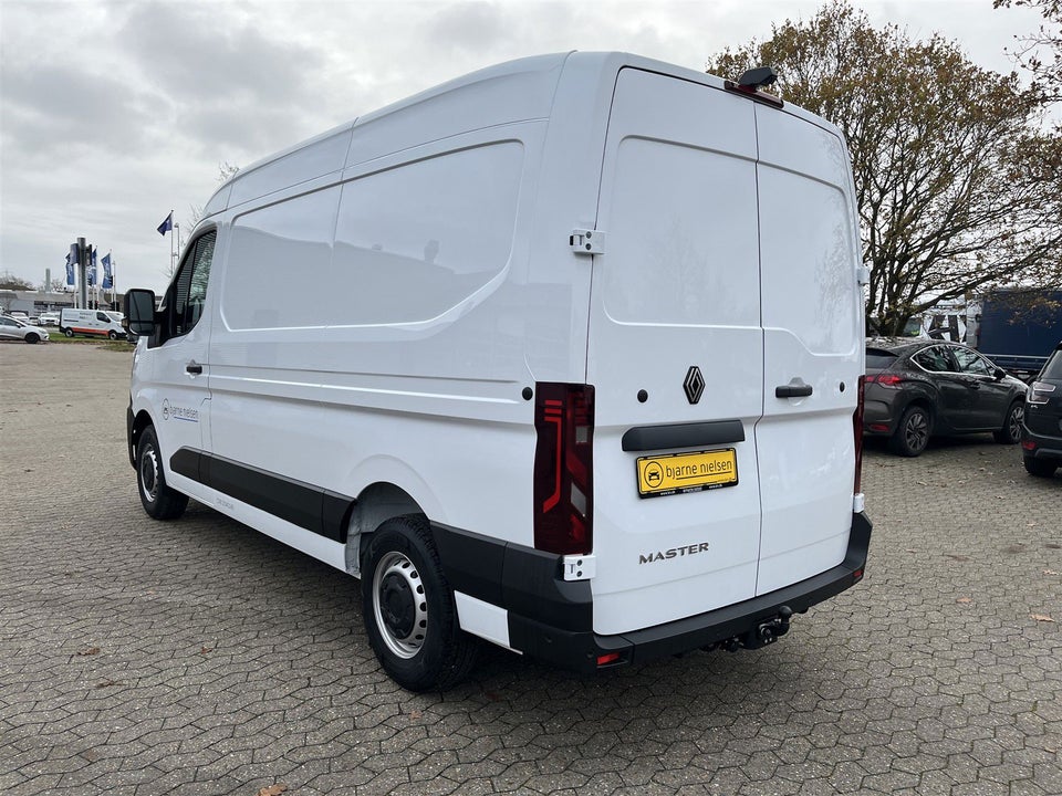 Renault Master V T33 2,0 dCi 150 L2H2 Kassevogn Tekno aut.