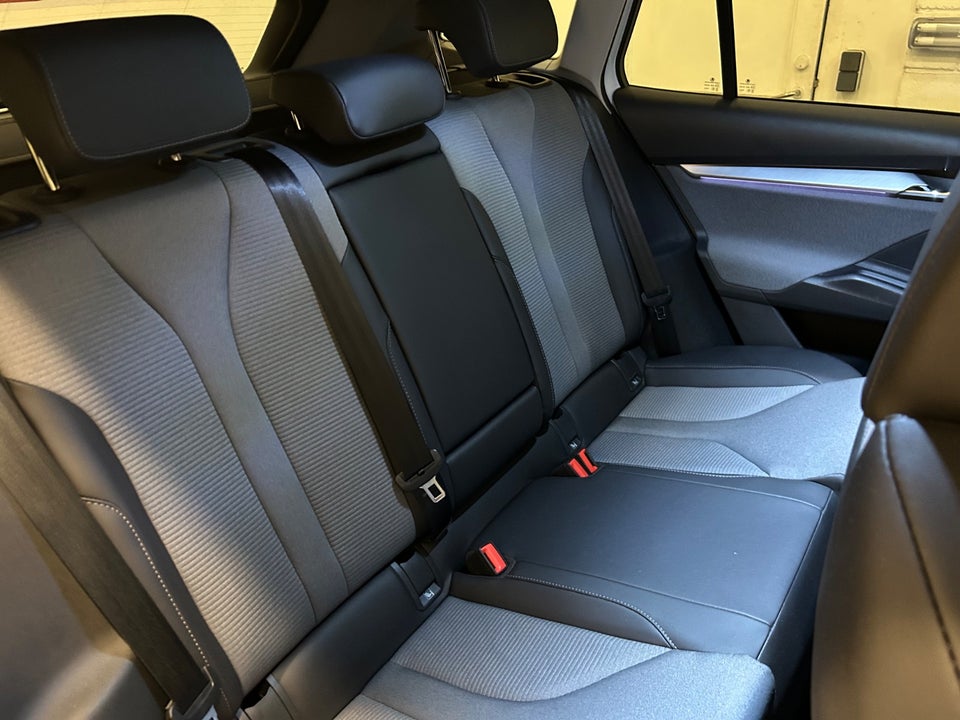 Skoda Enyaq 80 iV Loft 5d