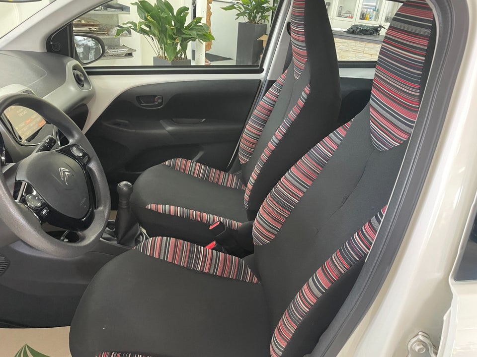 Citroën C1 1,2 PureTech Iconic 5d