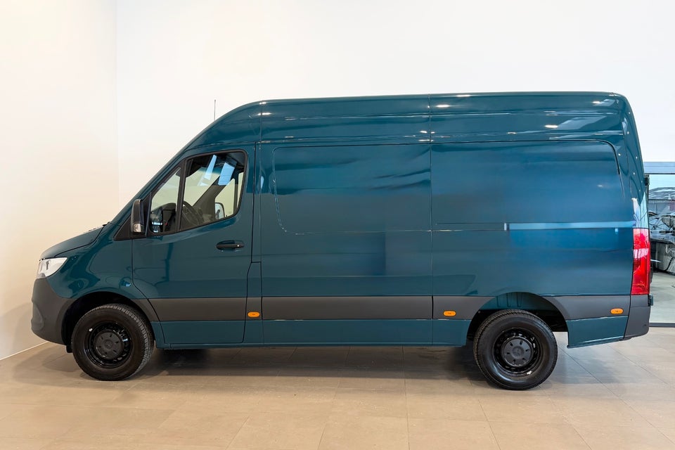 Mercedes Sprinter 317 2,0 CDi A2 Kassevogn aut. RWD