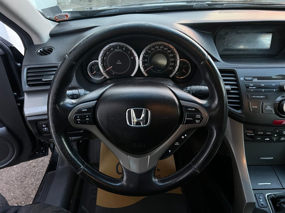 Honda Accord 2,0 Elegance 4d