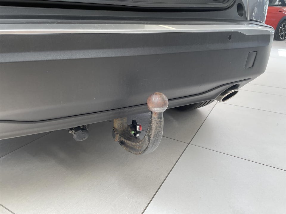 Peugeot 2008 1,5 BlueHDi 130 Allure Pack EAT8 5d