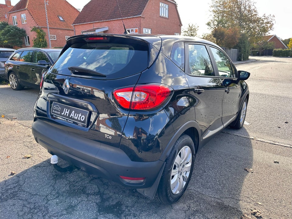 Renault Captur 1,2 TCe 120 Expression EDC 5d