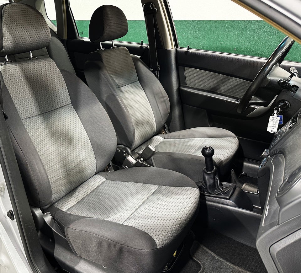 Chevrolet Aveo 1,2 LS 5d