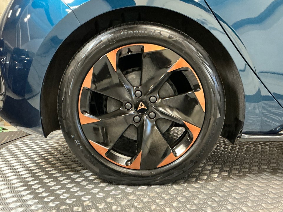 Cupra Born 77 e-Boost Dinamica Pack High 5d