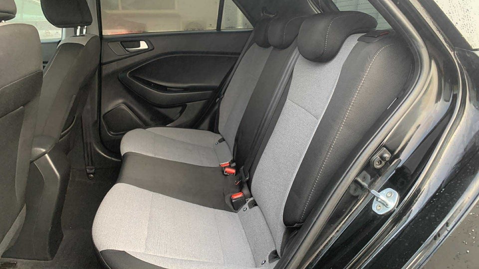 Hyundai i20 1,25 Sport 5d