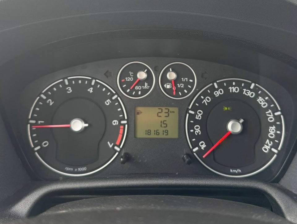 Ford Fusion 1,6 Trend aut. 5d