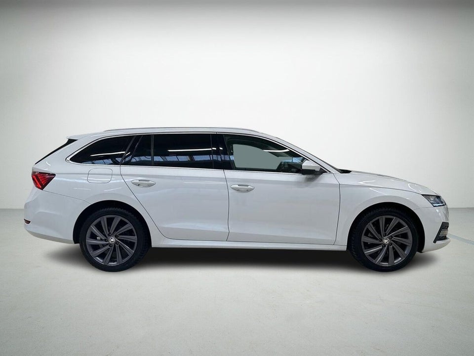 Skoda Octavia 1,4 TSi iV Plus Combi DSG 5d