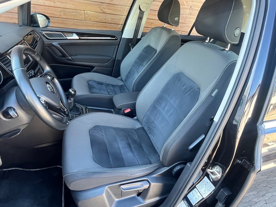 VW Golf Sportsvan 1,4 TSi 125 Highline BMT 5d