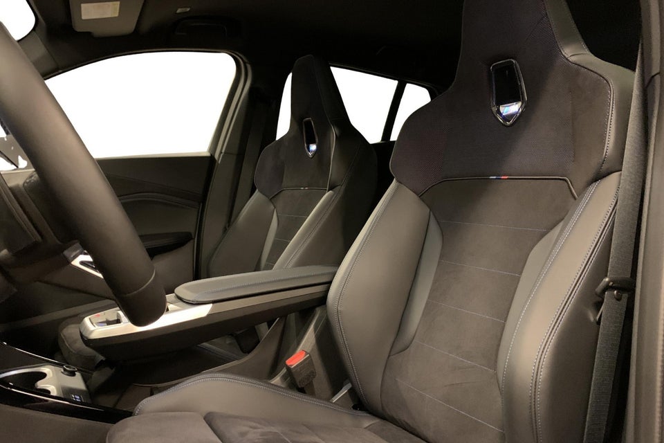 BMW iX2 xDrive30 M-Sport 5d