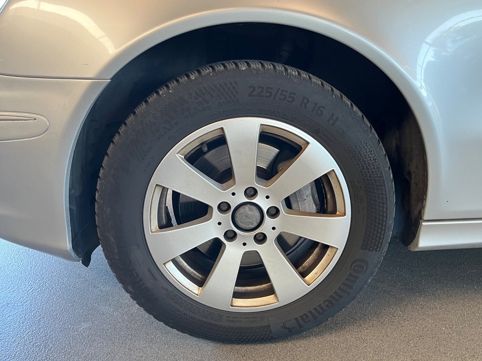 Mercedes E320 3,0 CDi Avantgarde stc. aut. 7prs 5d