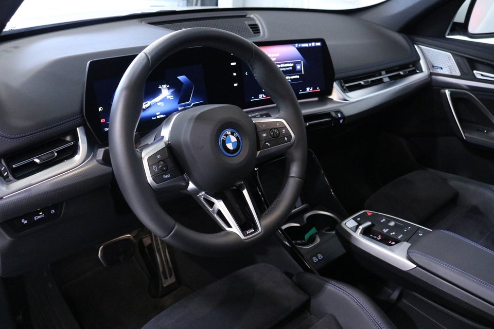 BMW iX1 eDrive20 M-Sport Pro 5d