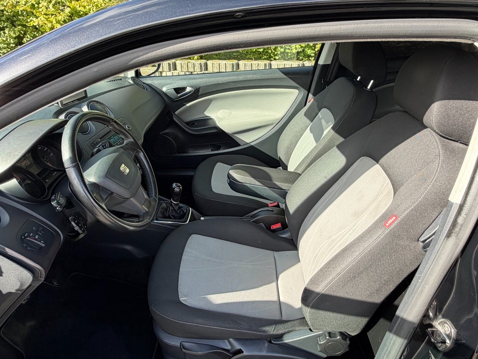 Seat Ibiza 1,6 TDi 90 Style SC Van 3d