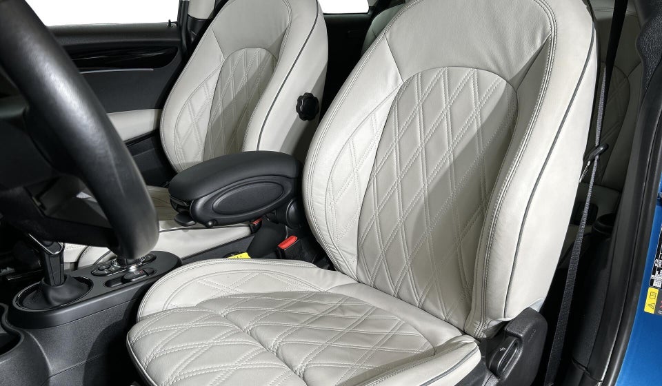 MINI Cooper SE Camden Edition 3d