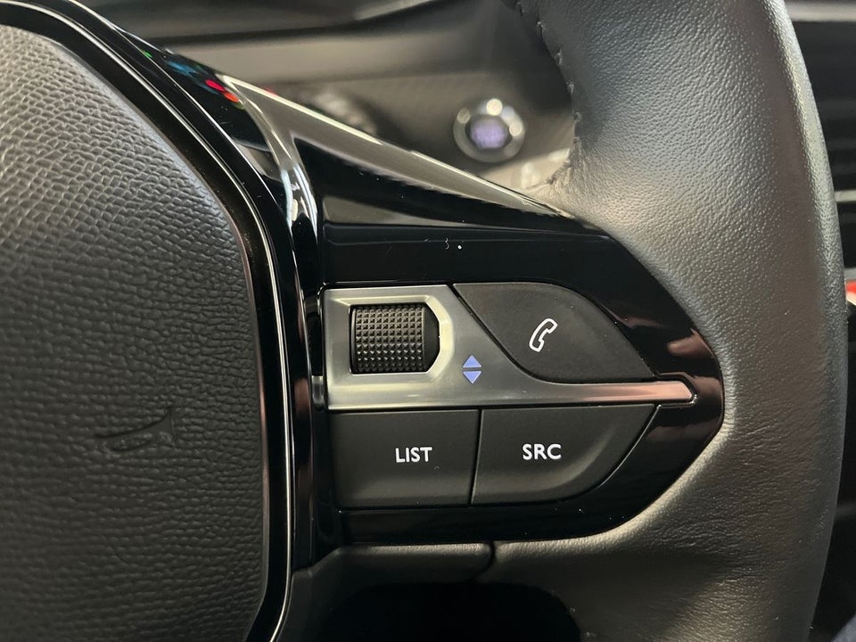 Peugeot e-208 50 Active Pack 5d