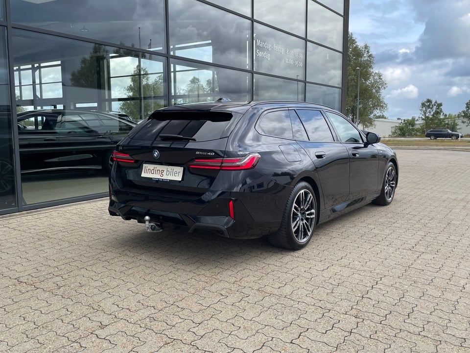 BMW i5 eDrive40 Touring Fully Charged M-Sport 5d