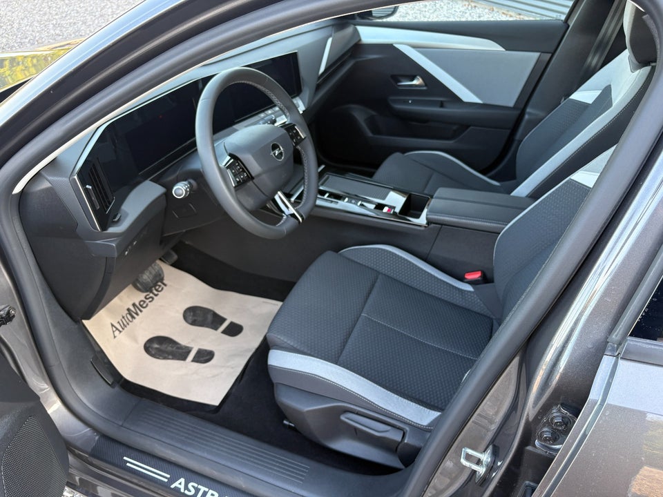 Opel Astra-e 54 Sports Tourer 5d