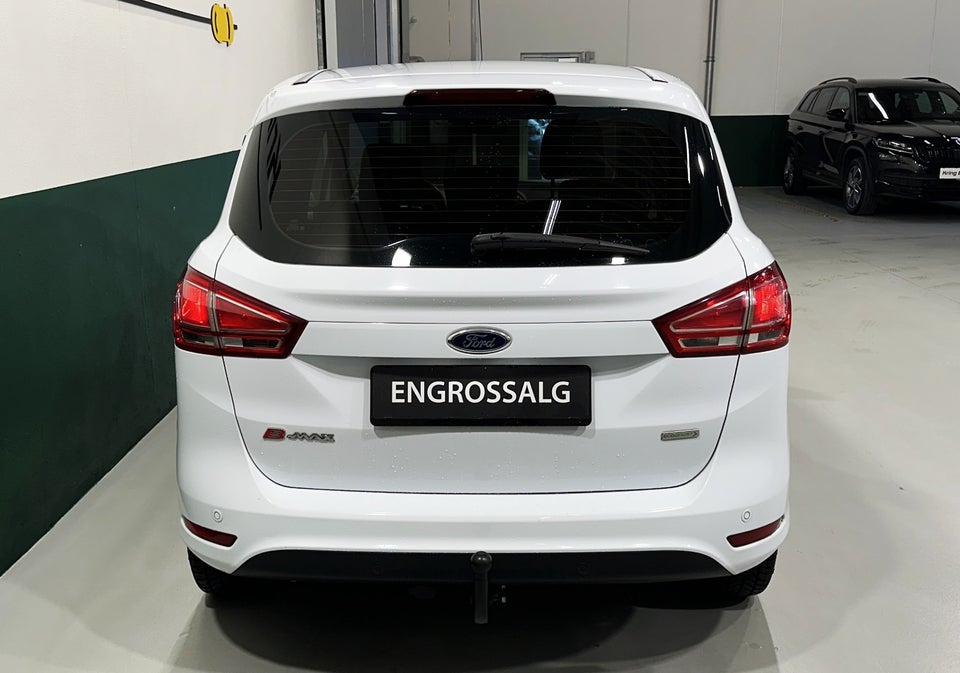 Ford B-MAX 1,0 SCTi 100 Titanium 5d