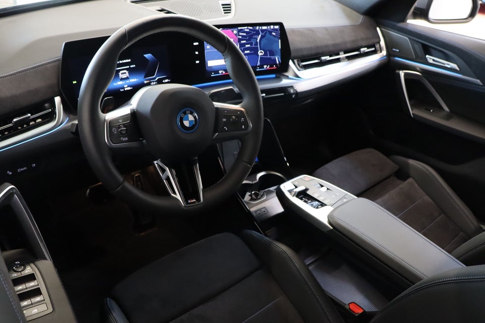 BMW iX2 eDrive20 M-Sport Premium 5d