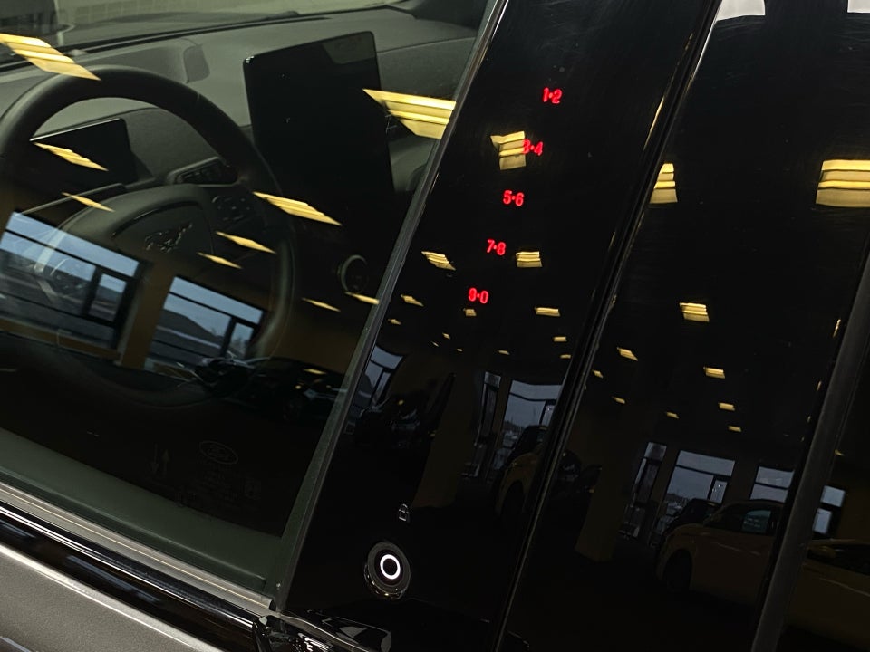 Ford Mustang Mach-E 88 First Edition Extended Range AWD 5d