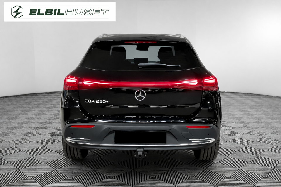 Mercedes EQA250+ Progressive 5d