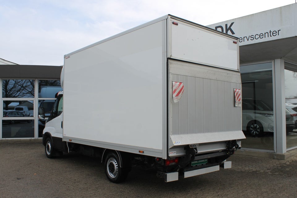 Iveco Daily 2,3 35S14 Alukasse m/lift