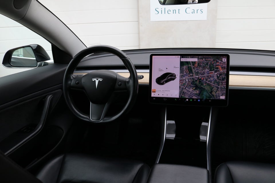 Tesla Model 3 Standard Range+ RWD 4d