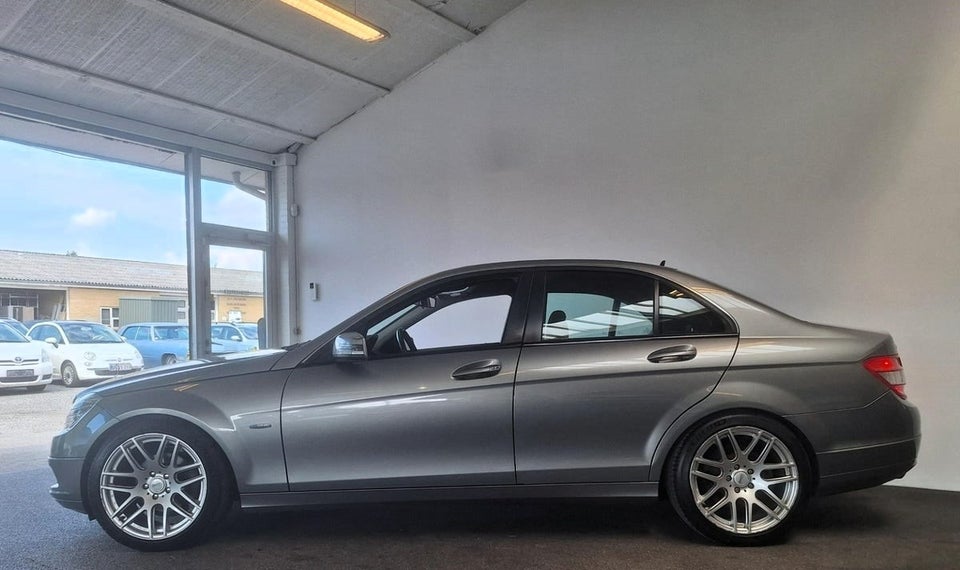 Mercedes C200 2,2 CDi Classic aut. BE 4d