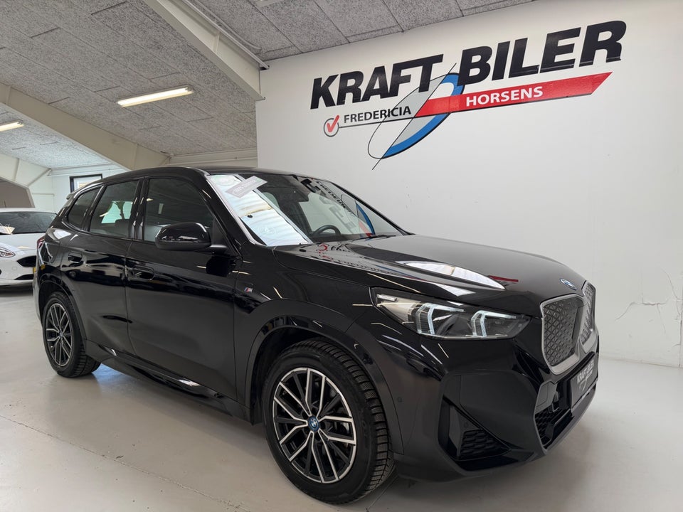 BMW iX1 xDrive30 M-Sport 5d
