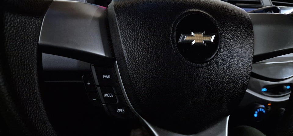 Chevrolet Spark 1,0 LS 5d