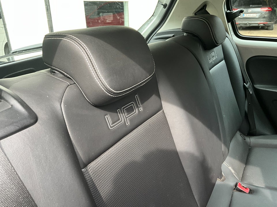 VW Up! 1,0 75 High Up! ASG 5d